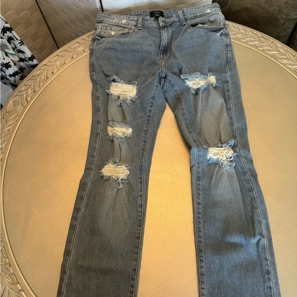 Forever 21 Slim Mid Rise Slim Leg Distressed Jeans - Picture 2 of 6